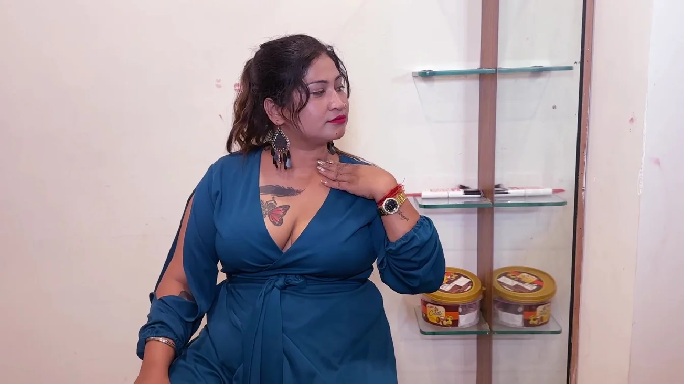 Desi Aunty Uncut